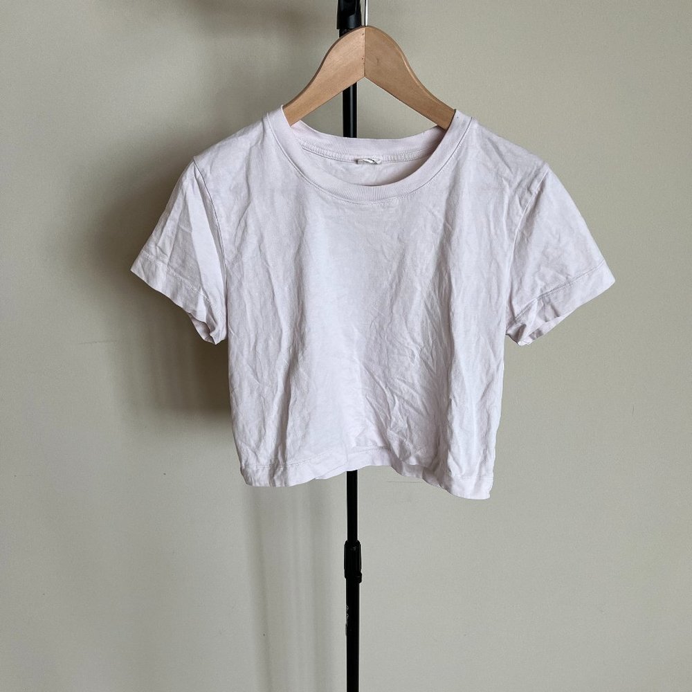 Aritzia Wilfred Free T-Shirt